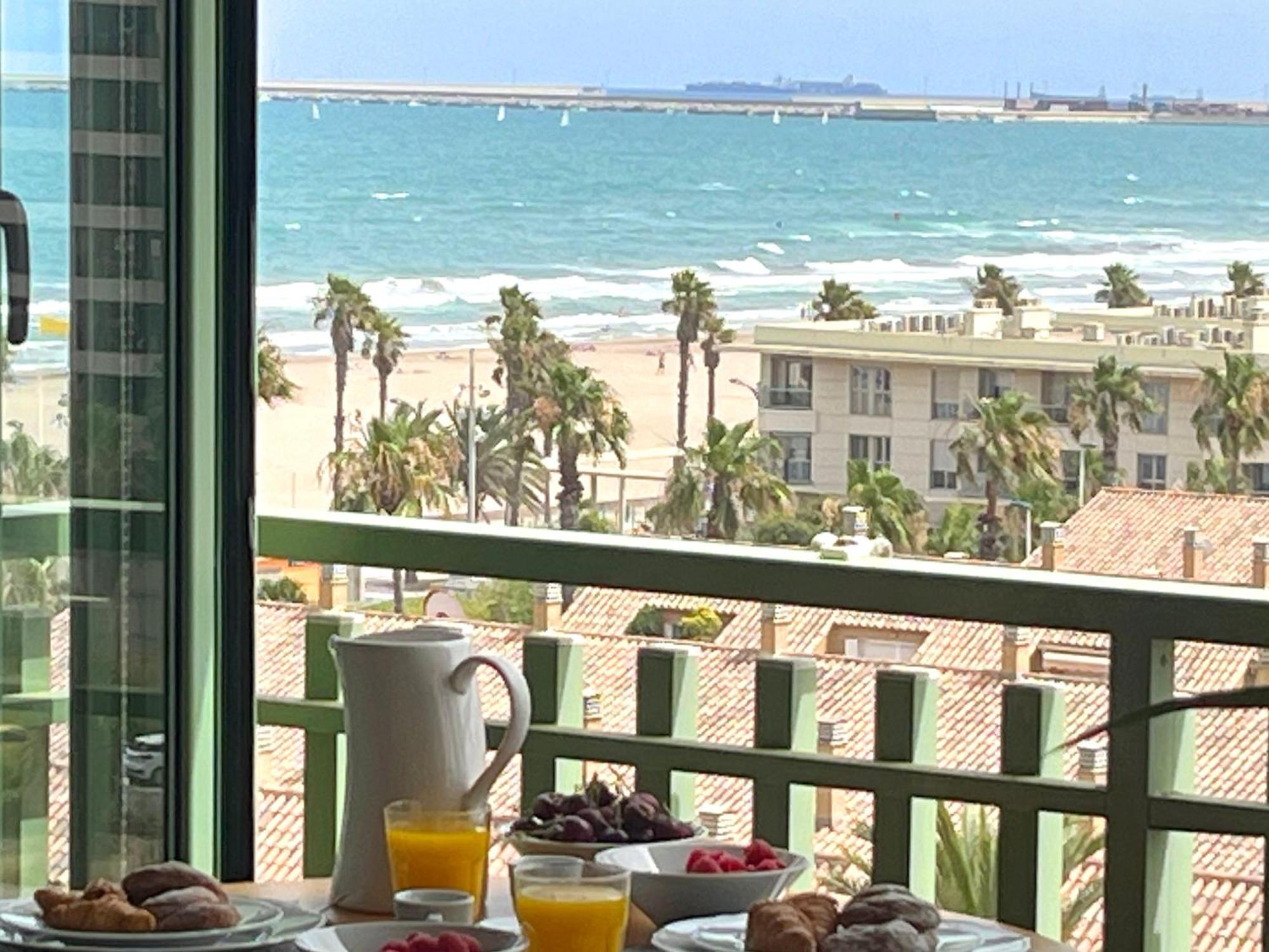 Stylish Well-Connected Beachfront Flat 瓦伦西亚 外观 照片
