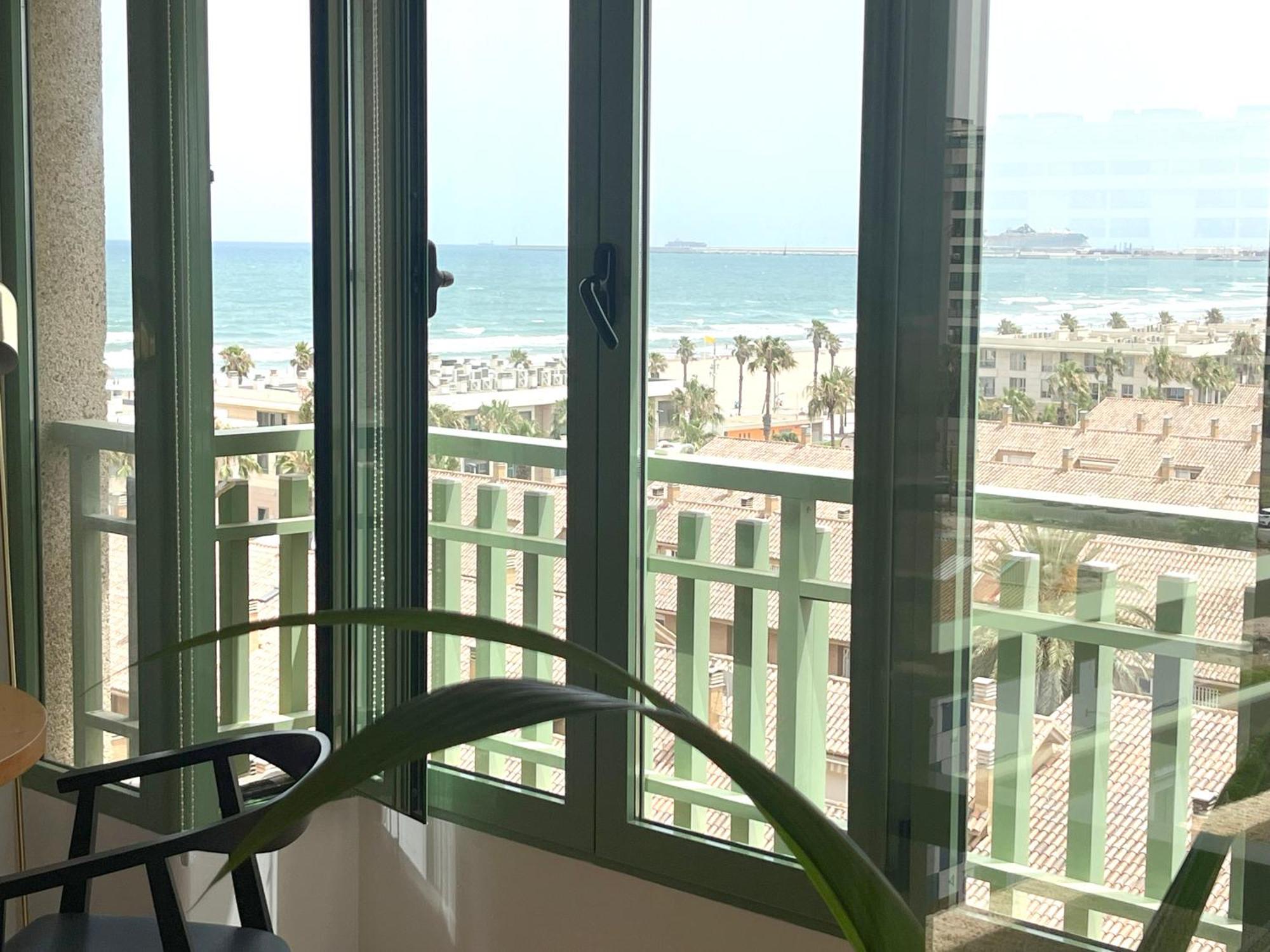 Stylish Well-Connected Beachfront Flat 瓦伦西亚 外观 照片